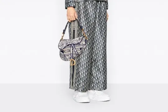 【CHRISTIAN DIOR】「25ans」掲載Cocomi大人気の★「サドル」バッグ★完売続出★限定30個お早めに！