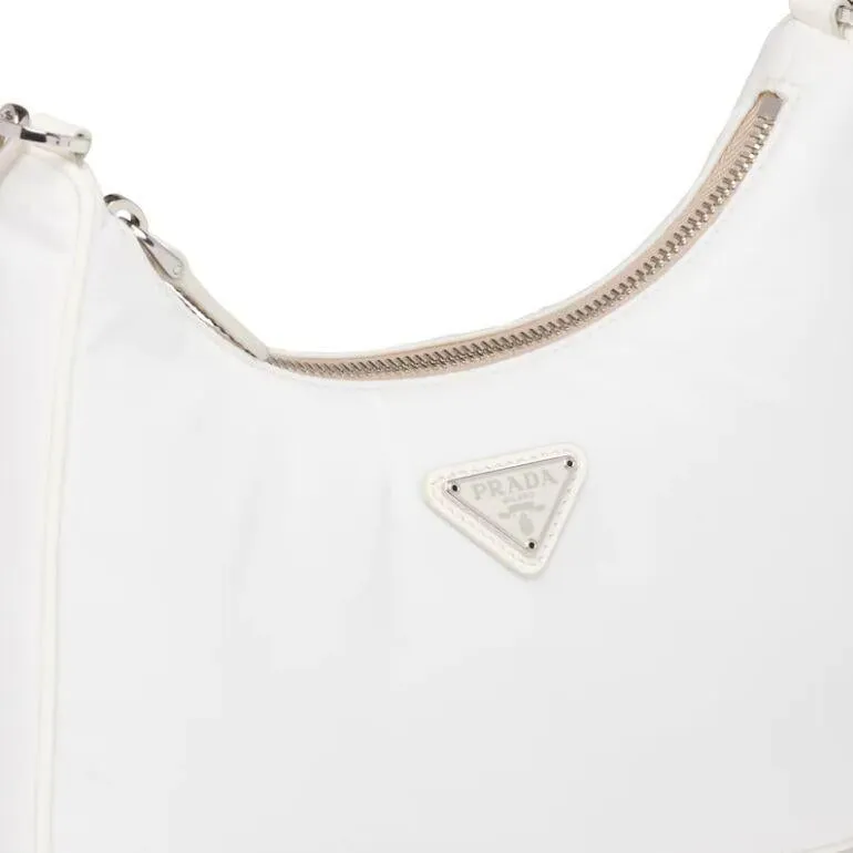 PRADA(プラダ) Re-Edition 2005 ナイロン ショルダーバッグ ホワイト