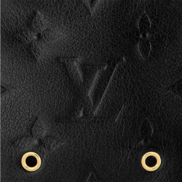 LOUIS VUITTON（ルイヴィトン）ユーティリティクロスボディ