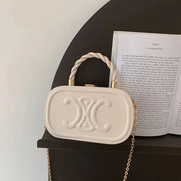 新作 CELINE♪ ショルダーバッグ ハンドバッグ ミニ