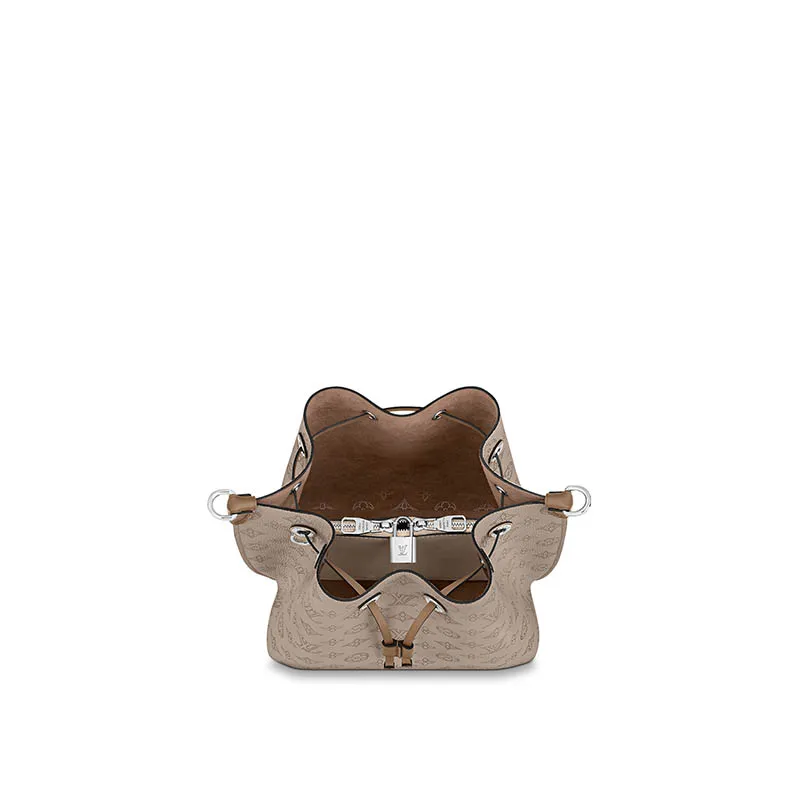LOUIS VUITTON（ルイヴィトン）ムリア