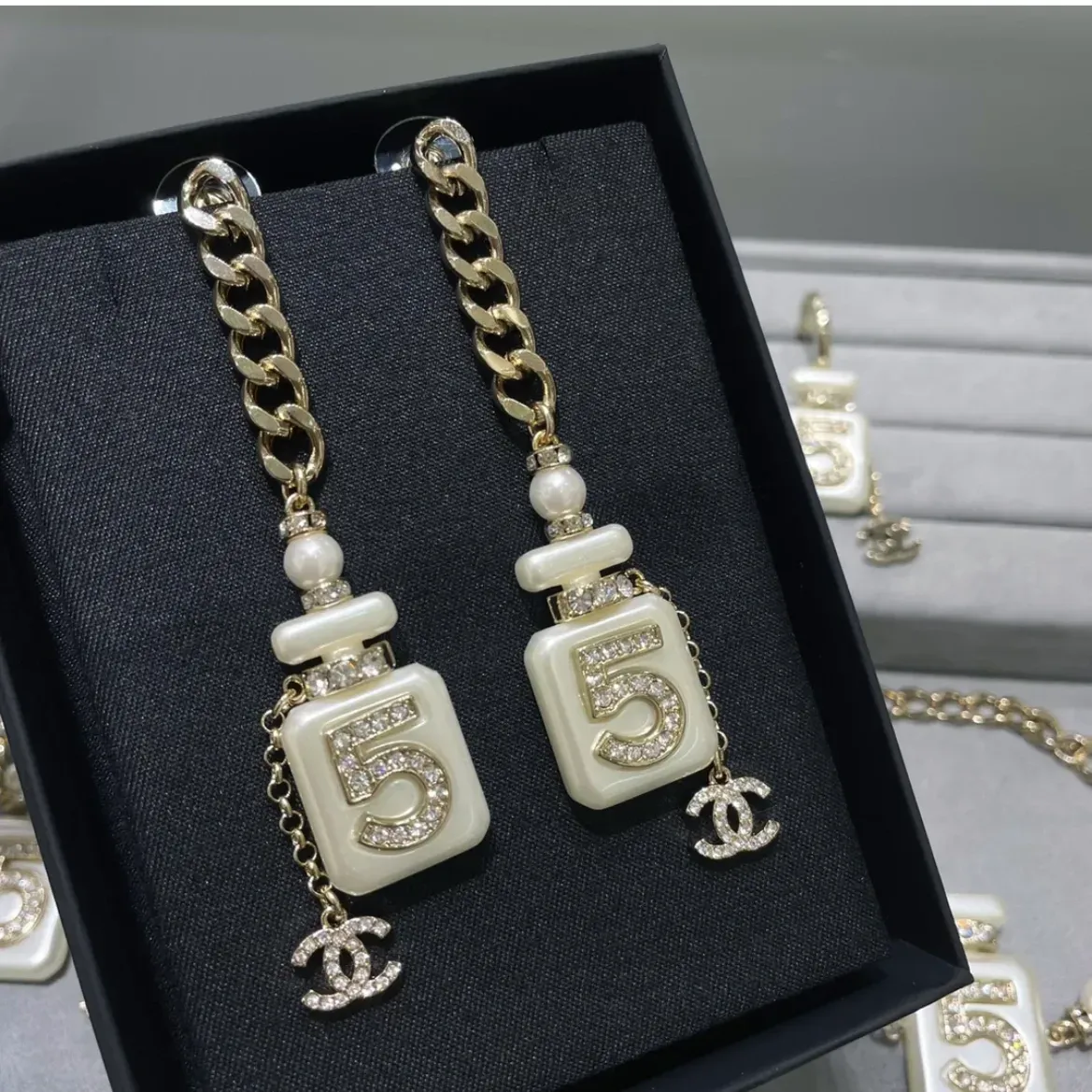 【国内発送/直営店】ネックレス 香水瓶アクセサリー