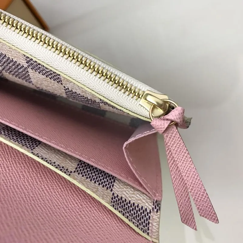 Louis Vuitton（ルイヴィトン）ポルトフォイユエミリー