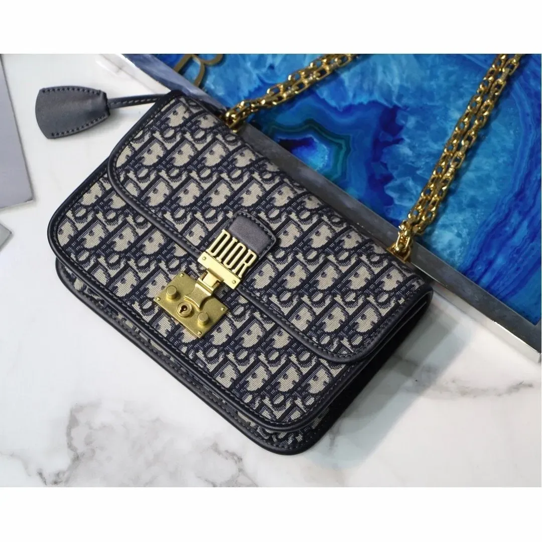 Dior(ディオール) 刺繍入りキャンバス ショルダーバッグ 2色