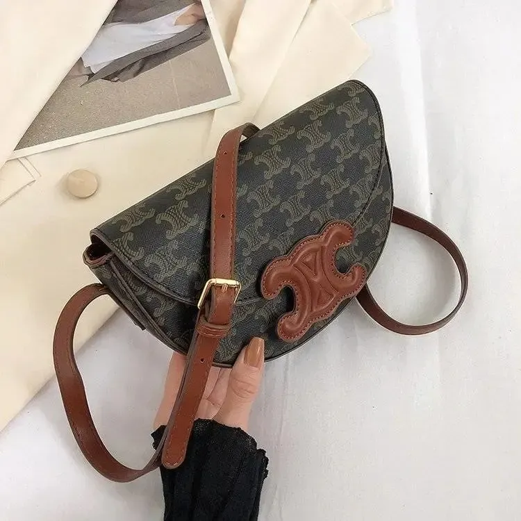 新作 CELINE♪セリーヌ ベサス ショルダーバッグ ミニ