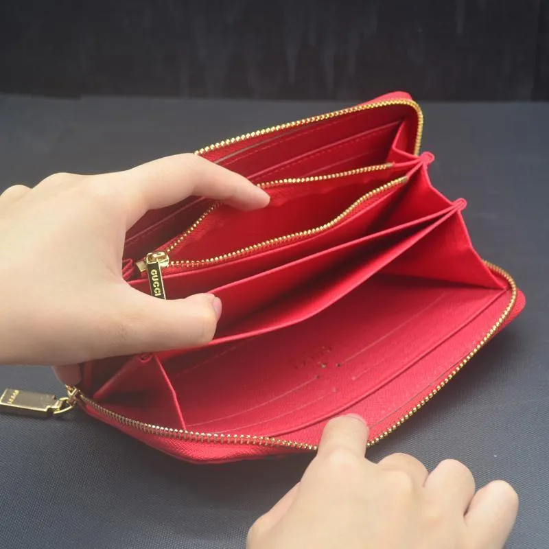 GUCCI(グッチ) ジップロゴ長財布 3色