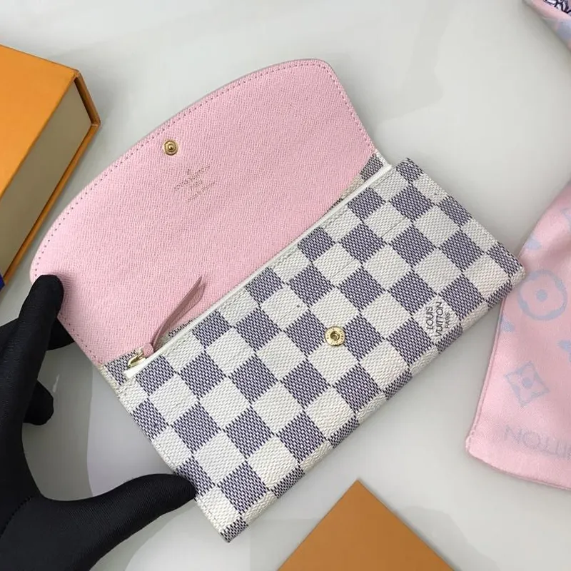 Louis Vuitton（ルイヴィトン）ポルトフォイユエミリー