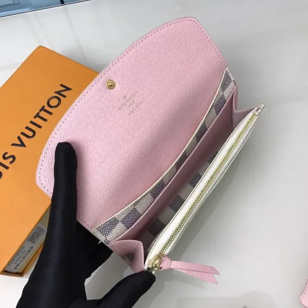 Louis Vuitton（ルイヴィトン）ポルトフォイユエミリー