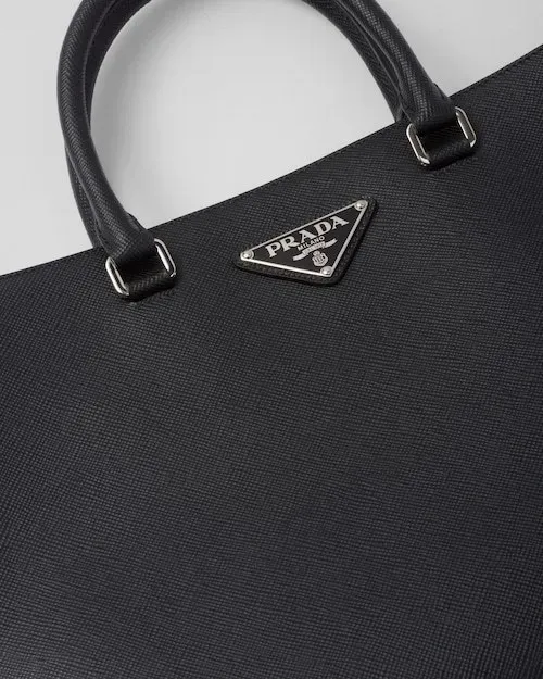 ★PRADA直営店★ブラック サフィアーノレザー トートバッグ