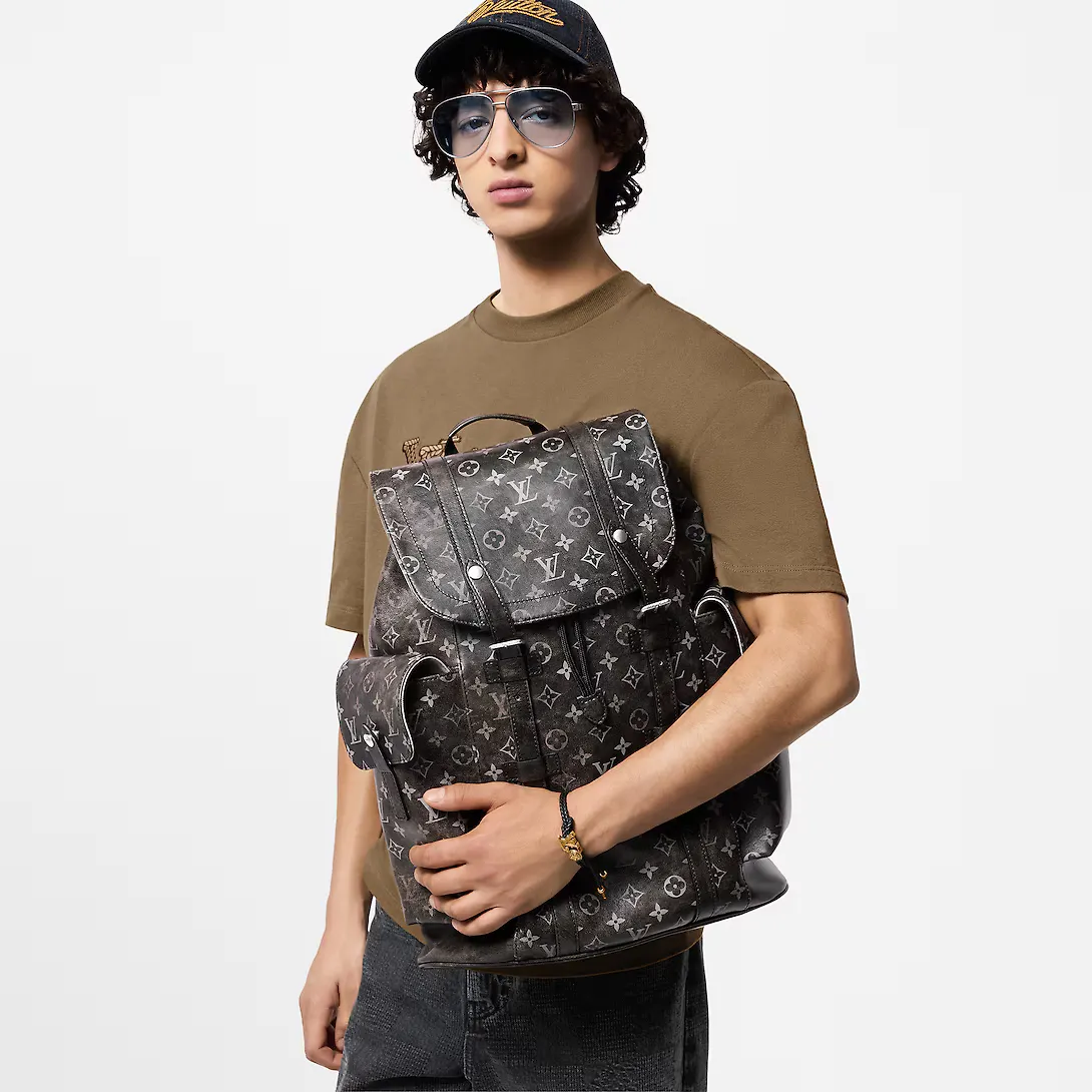 LOUIS VUITTON（ルイヴィトン）クリストファー MM