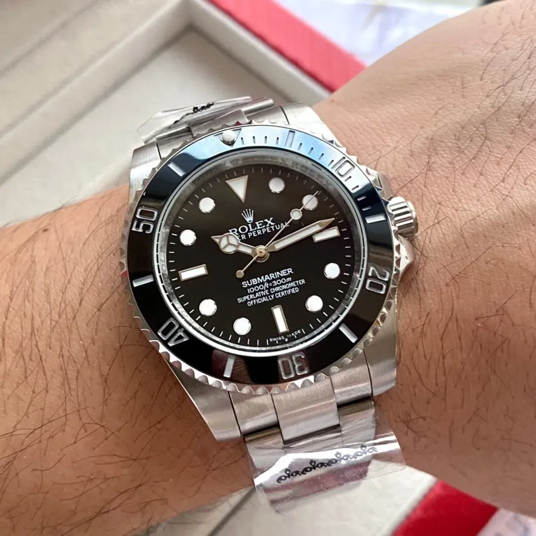 ロレックス サブマリーナー 124060