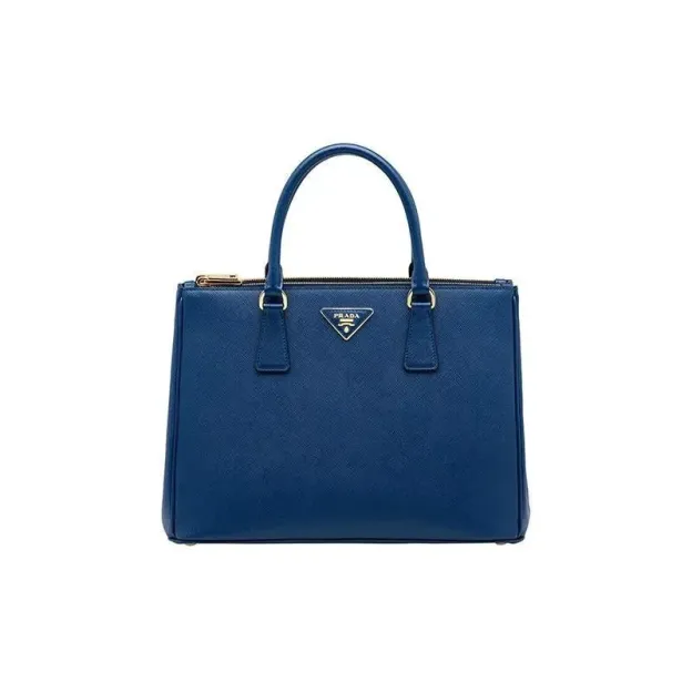 STORY雑誌掲載！高垣麗子さん愛用の新作バッグが登場！PRADA ガレリア スモール スクエア バッグ！！まさに「今」持ちたい！