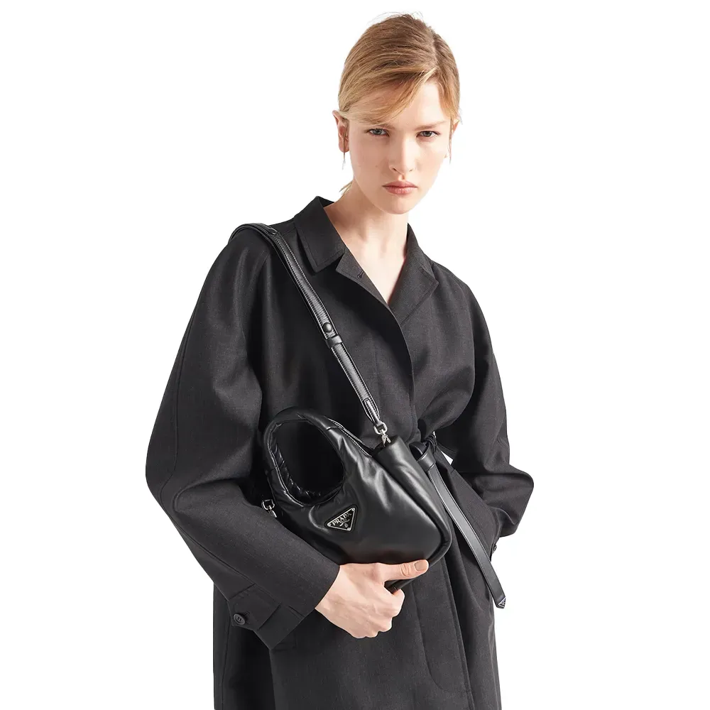 PRADA(プラダ) プラダ ソフト パデッドナッパレザー ミニハンドバッグ ブラック