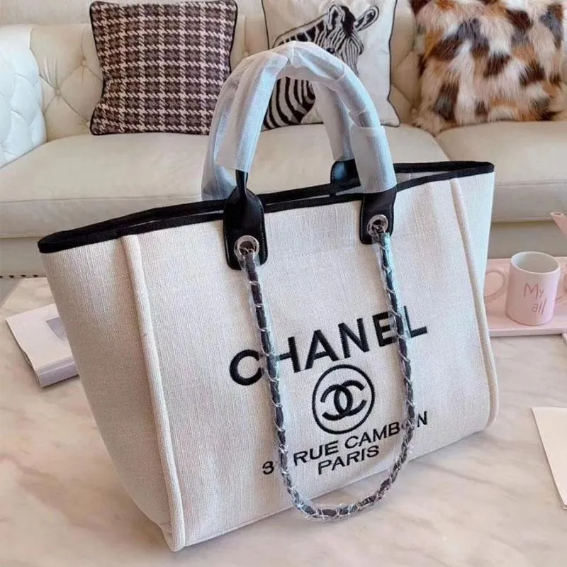 CHANEL(シャネル) ショッピング バッグ 4色