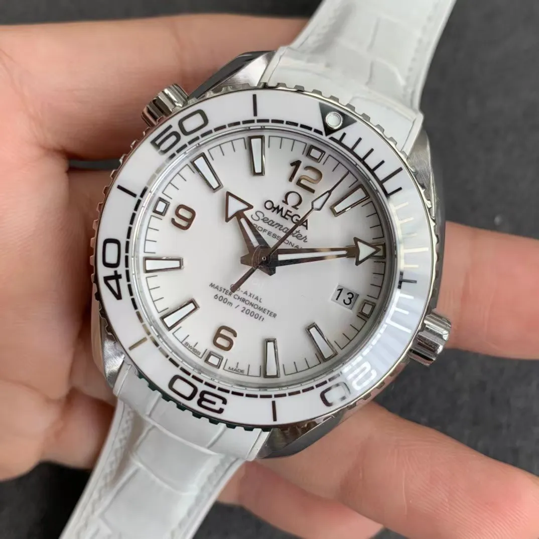 Omega Seamaster Planet Ocean Co-Axial Master Chronometer 215.33.40.20.04.001