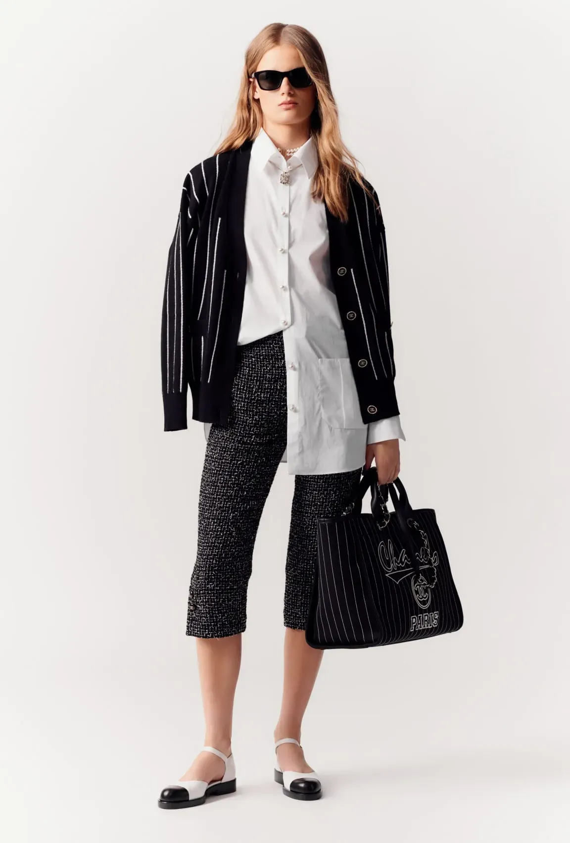 CHANEL (シャネル)  ラージ ショッピング バッグ