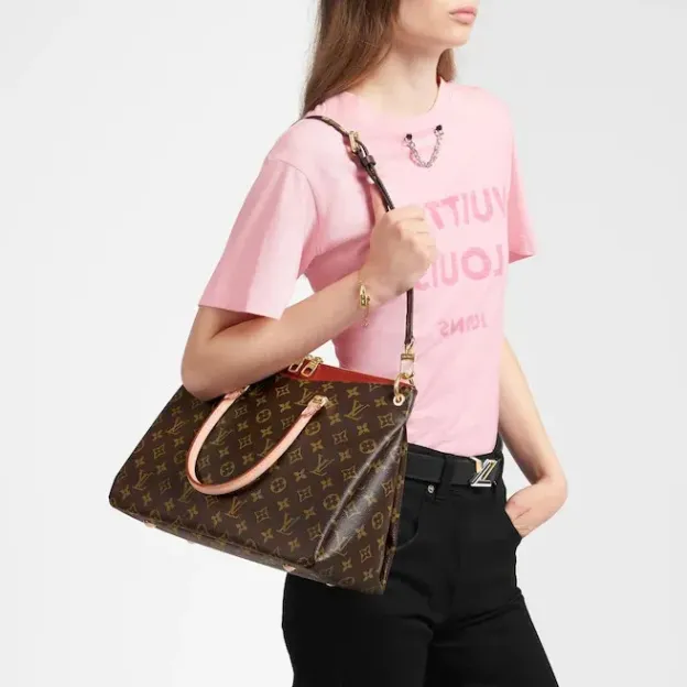 Louis Vuitton（ルイヴィトン）パラス スリーズ