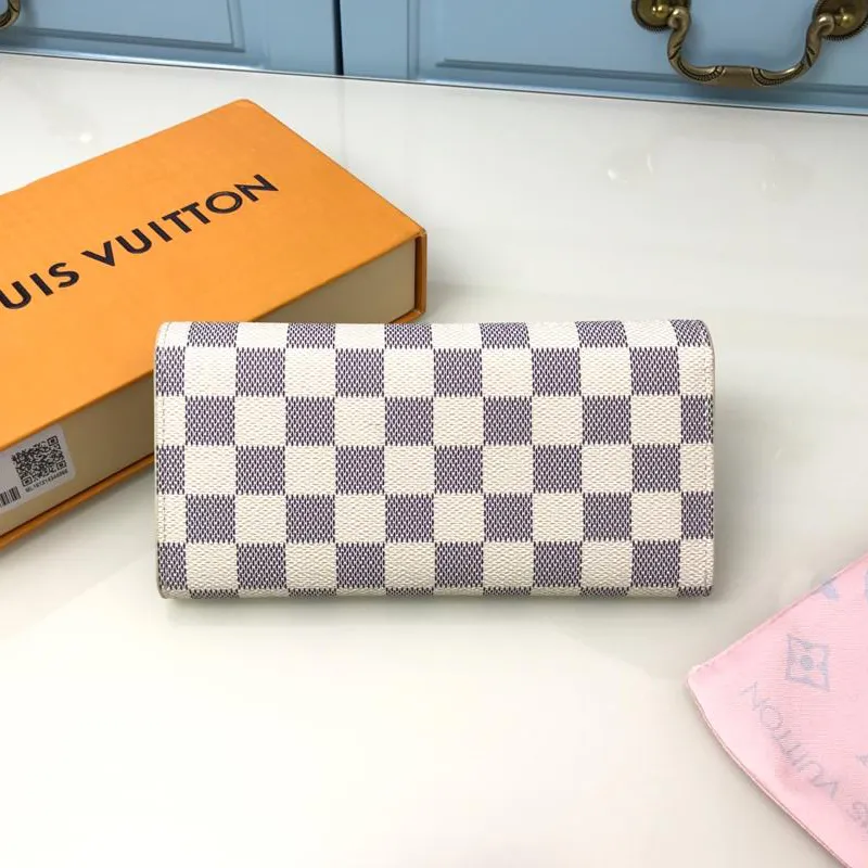 Louis Vuitton（ルイヴィトン）ポルトフォイユエミリー