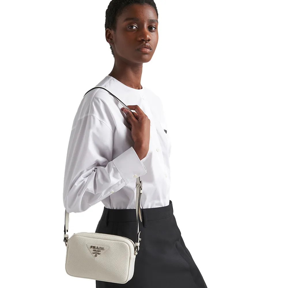 PRADA(プラダ) レザー ショルダーバッグ ホワイト