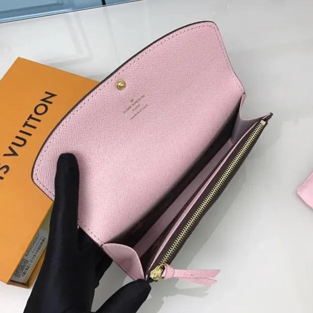 Louis Vuitton（ルイヴィトン）ポルトフォイユエミリー