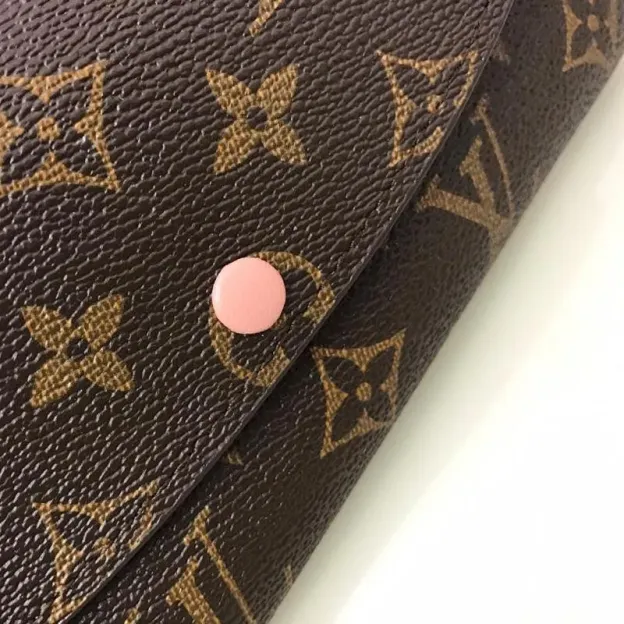 Louis Vuitton（ルイヴィトン）ポルトフォイユエミリー