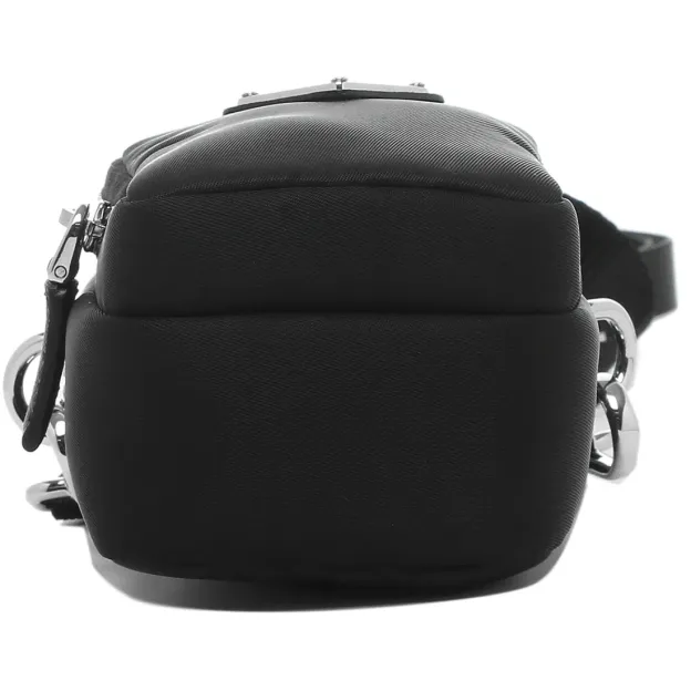 【即発】PRADA ユニセックスショルダーバッグ