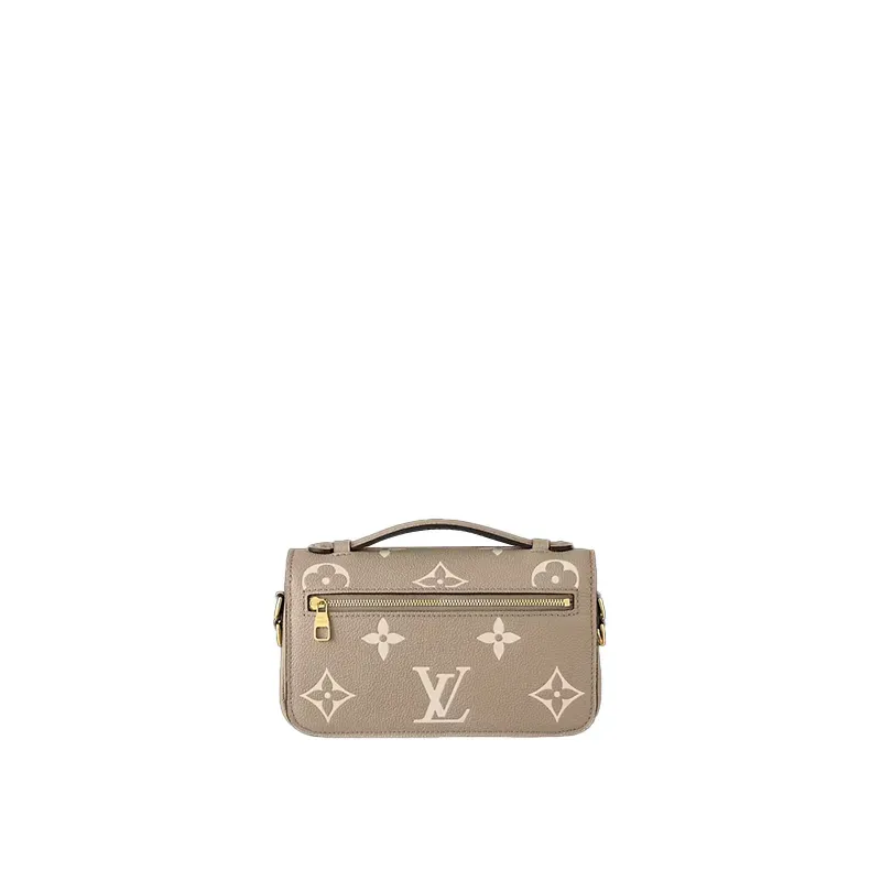 LOUIS VUITTON（ルイヴィトン）ポシェットメティス EW