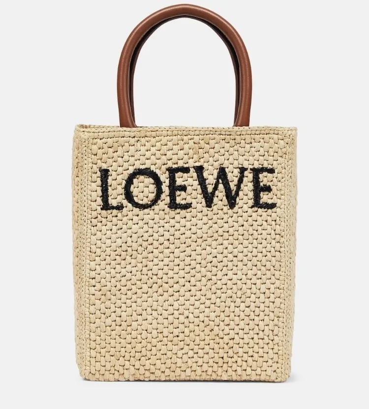 ∞∞ LOEWE ∞∞ Standard A5 raffia バッグ☆