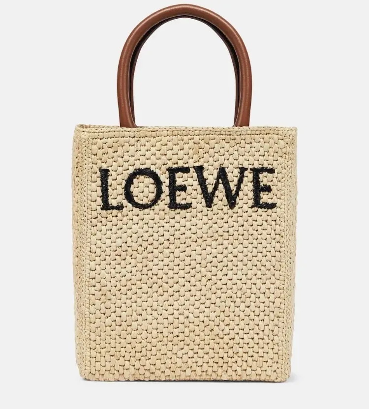 ∞∞ LOEWE ∞∞ Standard A5 raffia バッグ☆