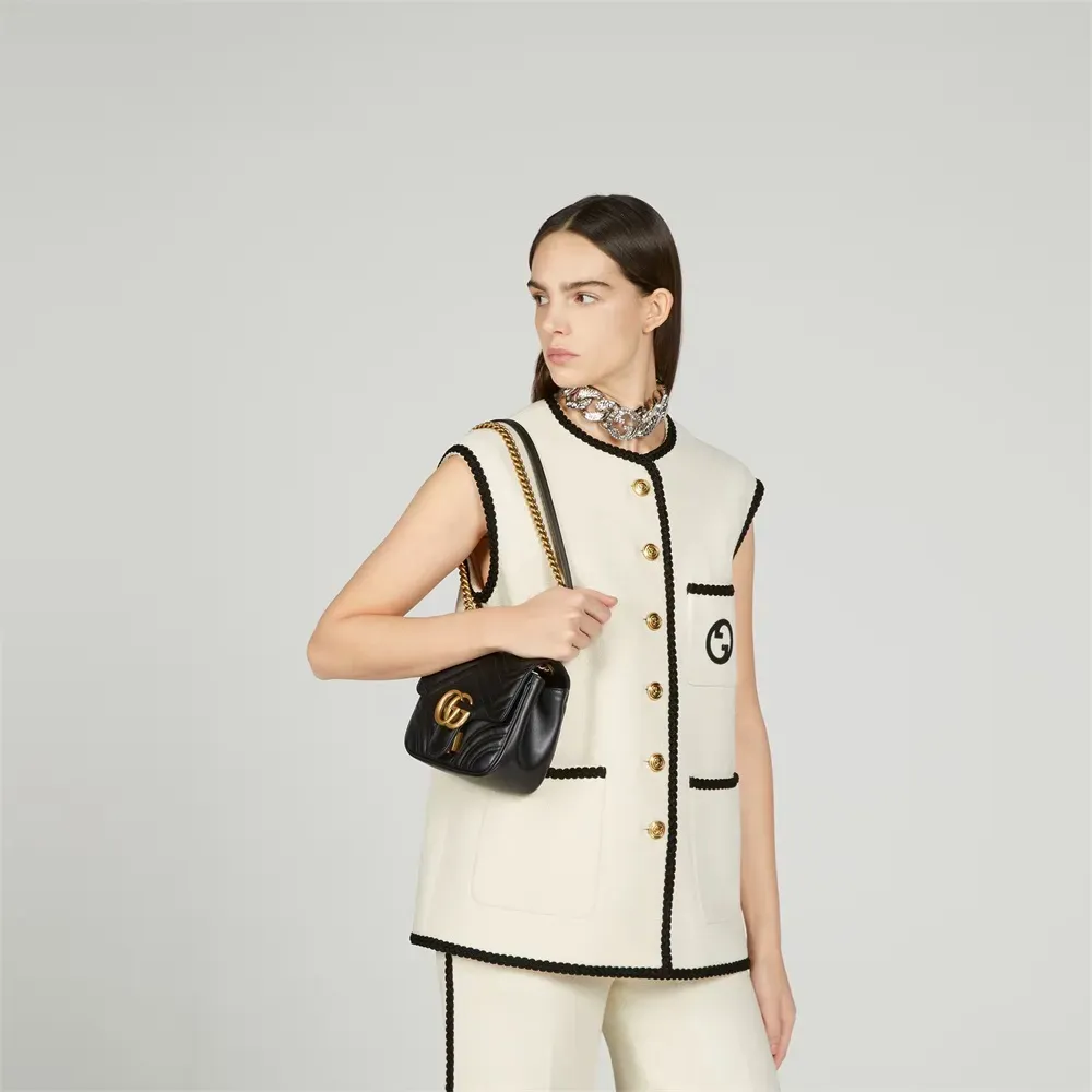 GUCCI(グッチ)〔GGマーモント〕キルティング ミニ トートバッグ