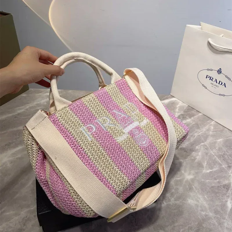 限定30個！売り切れ次第終わり！【PRADA |公式サイトは正規品】雑誌「BAILA」7月号掲載！長澤まさみさん同項 のする限定版“ラフィアトートバッグ”が登場！