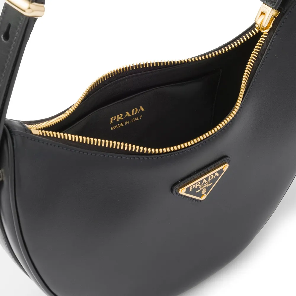 PRADA(プラダ) プラダ アーケ レザーショルダーバッグ ブラック