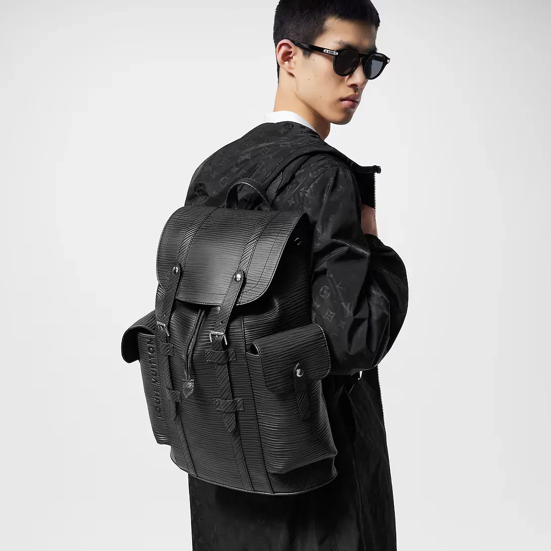 LOUIS VUITTON（ルイヴィトン）クリストファー MM