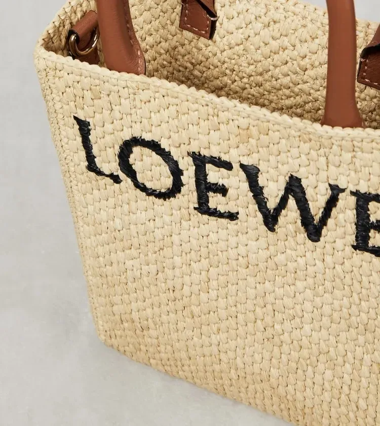 ∞∞ LOEWE ∞∞ Standard A5 raffia バッグ☆