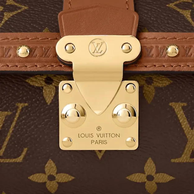 LOUIS VUITTON（ルイヴィトン）パピヨントランク