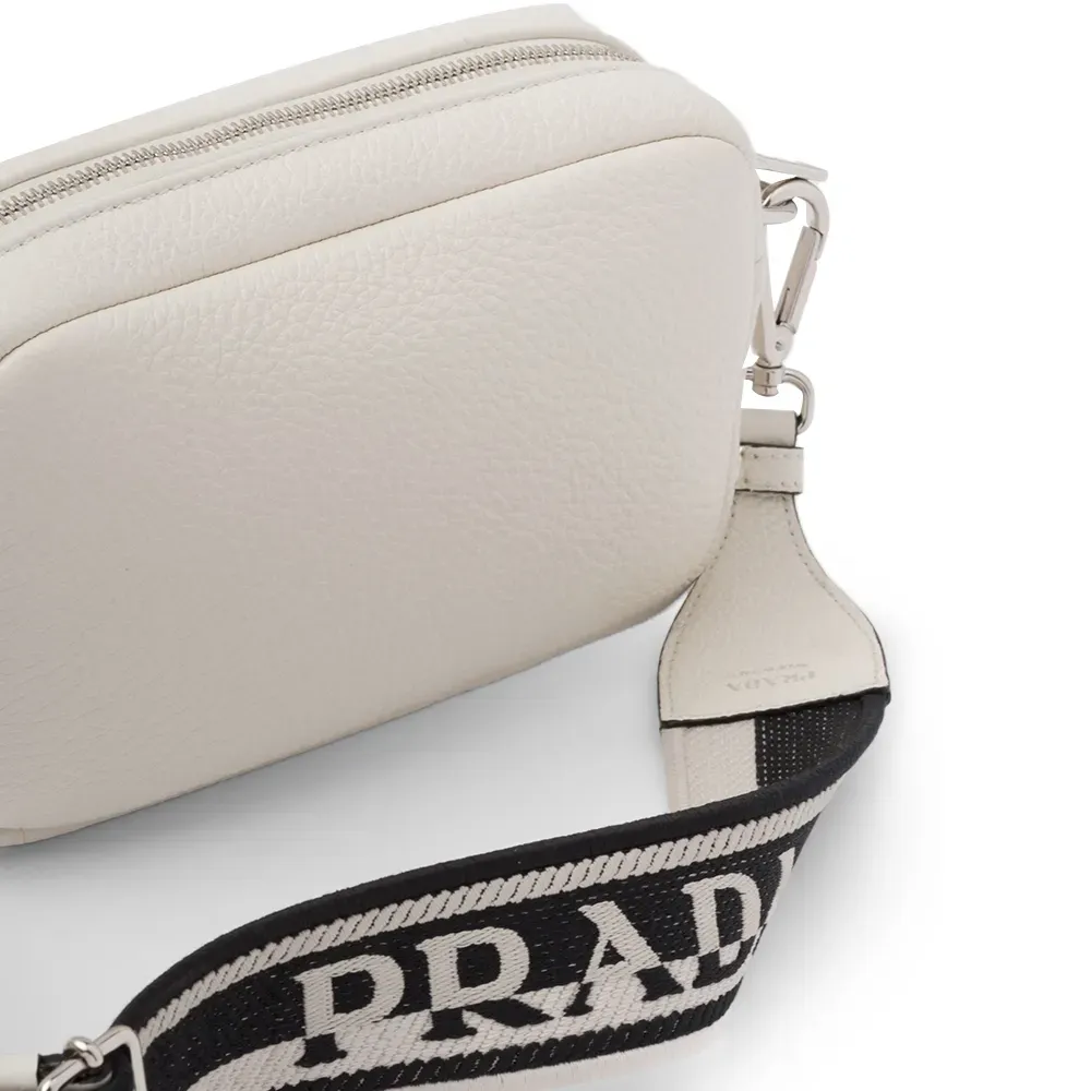 PRADA(プラダ) レザー ショルダーバッグ ホワイト