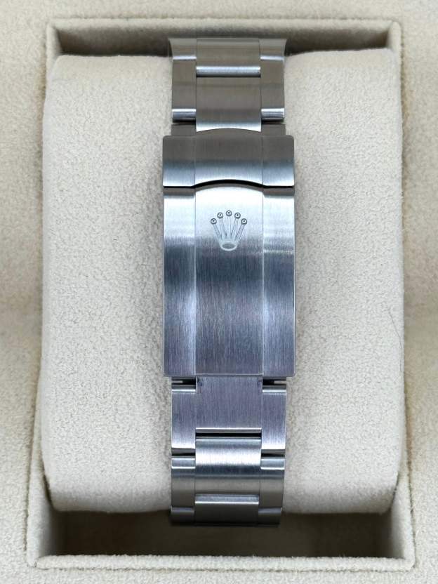 NEW 2024 ロレックス オイスターパーペチュアル 41mm 124300 セレブレーションダイヤル