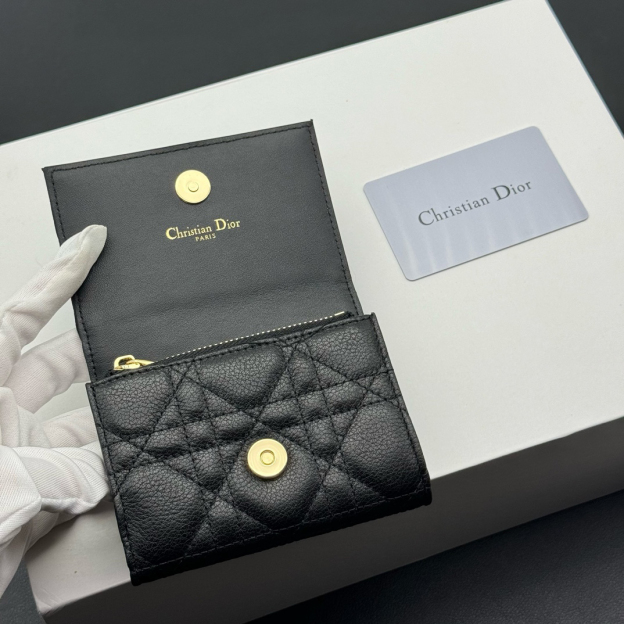 Dior 羊の皮の財布 zm 94920