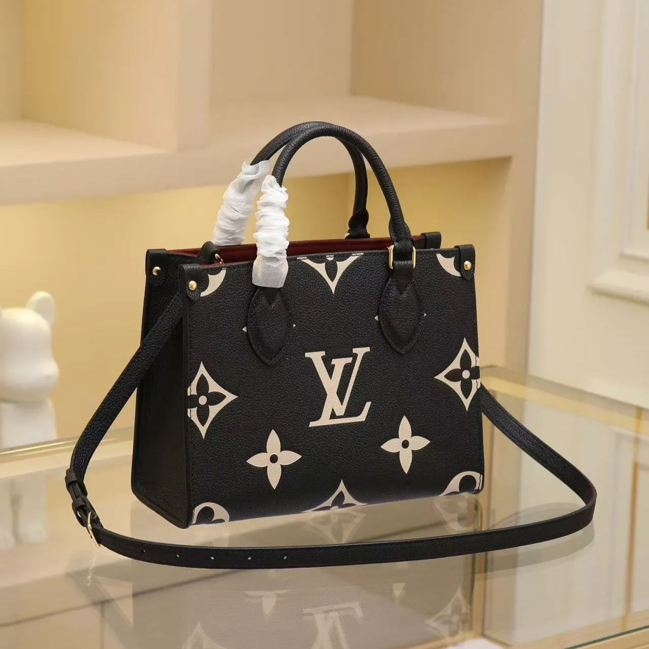 Louis Vuitton（ルイヴィトン）オンザゴー PM 2色