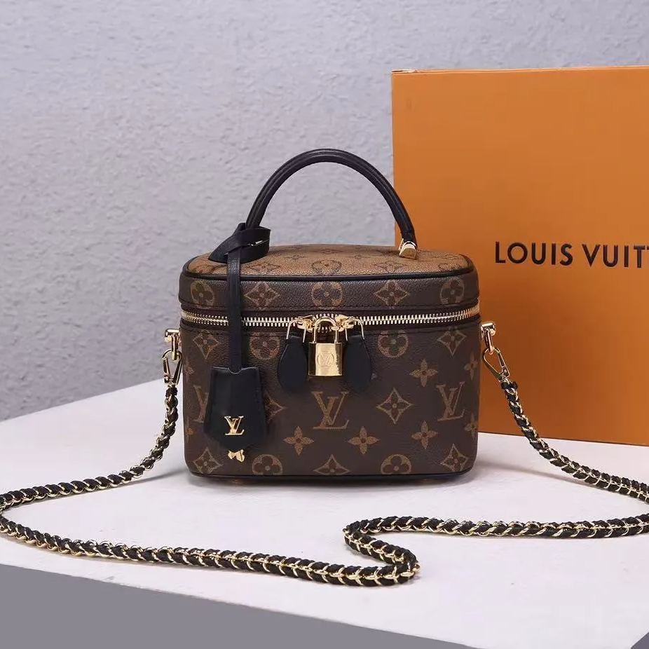LOUIS VUITTON（ルイヴィトン）ヴァニティ NV PM