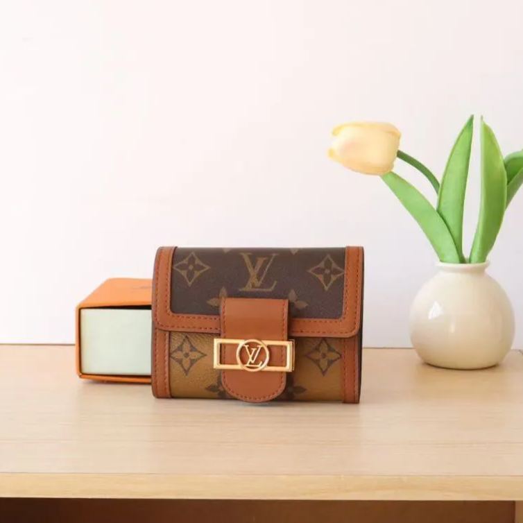 LOUIS VUITTON（ルイヴィトン）ピコドーフィーヌ