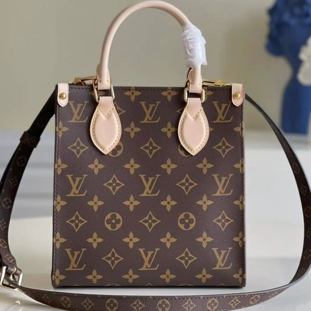 LOUIS VUITTON（ルイヴィトン）サックプラ BB