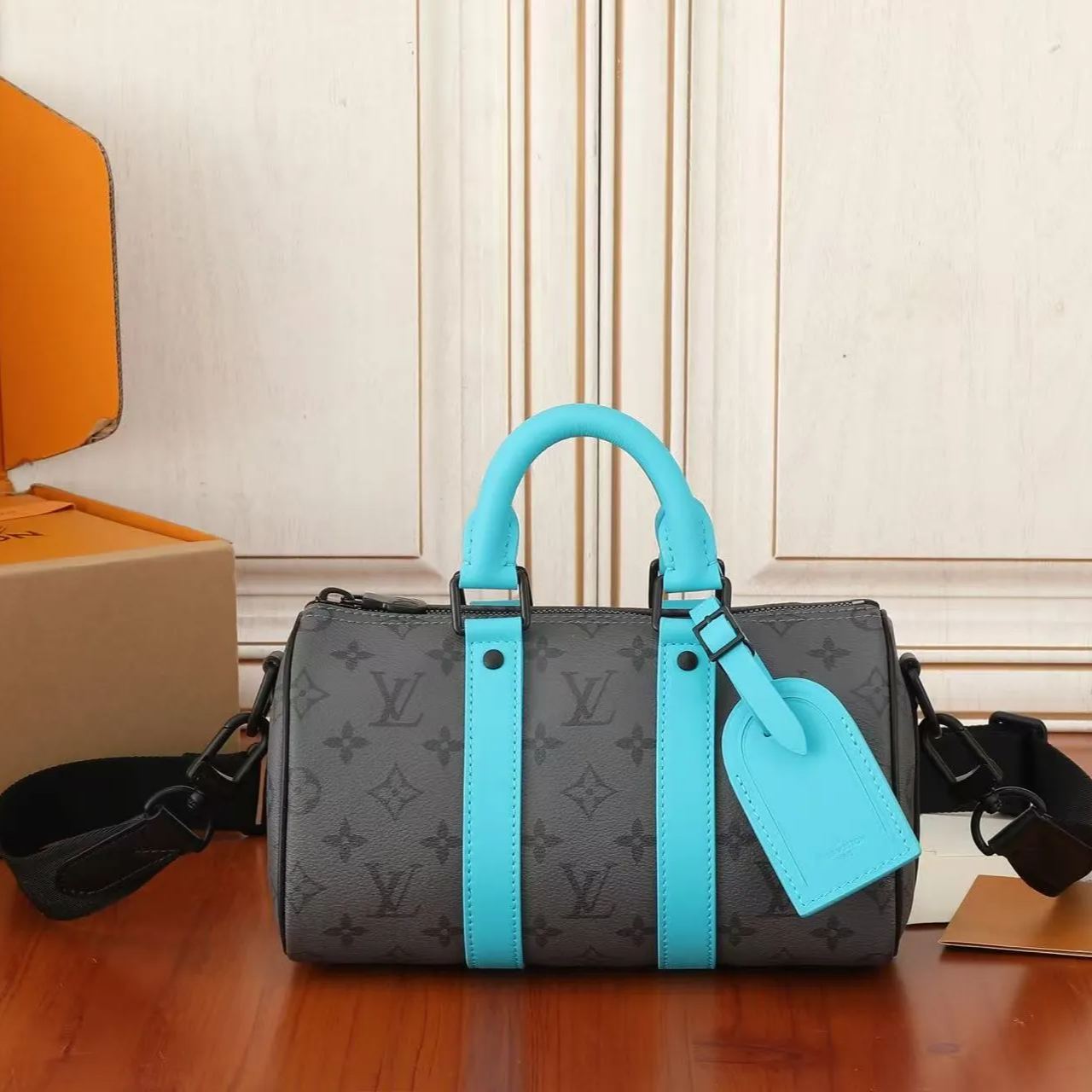LOUIS VUITTON（ルイヴィトン）キーポルバンドリエール 25