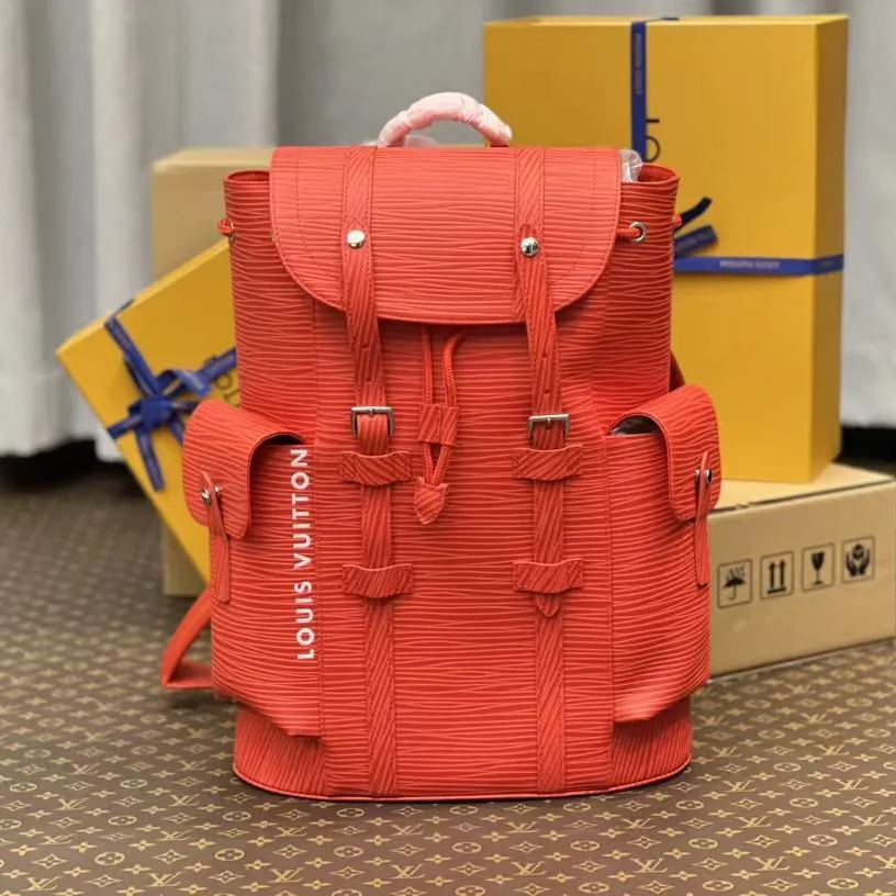 LOUIS VUITTON（ルイヴィトン）クリストファー MM