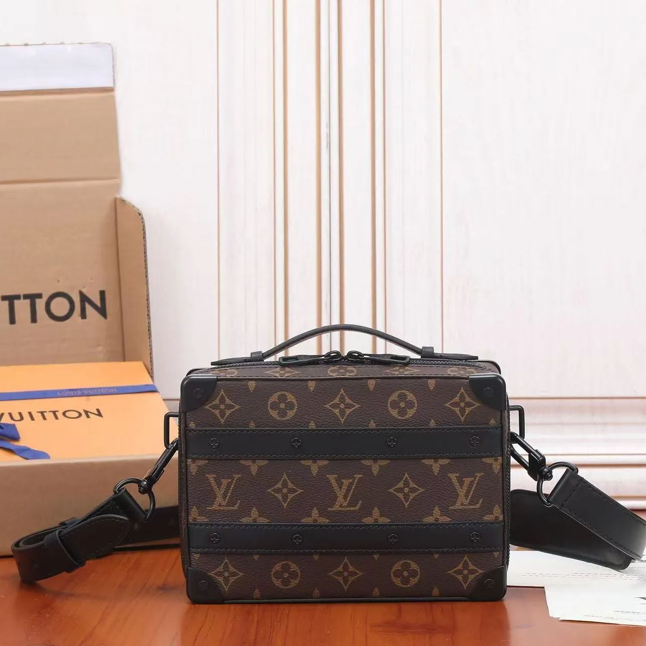 LOUIS VUITTON（ルイヴィトン）LOUIS VUITTON（ルイヴィトン）--てぶくろ