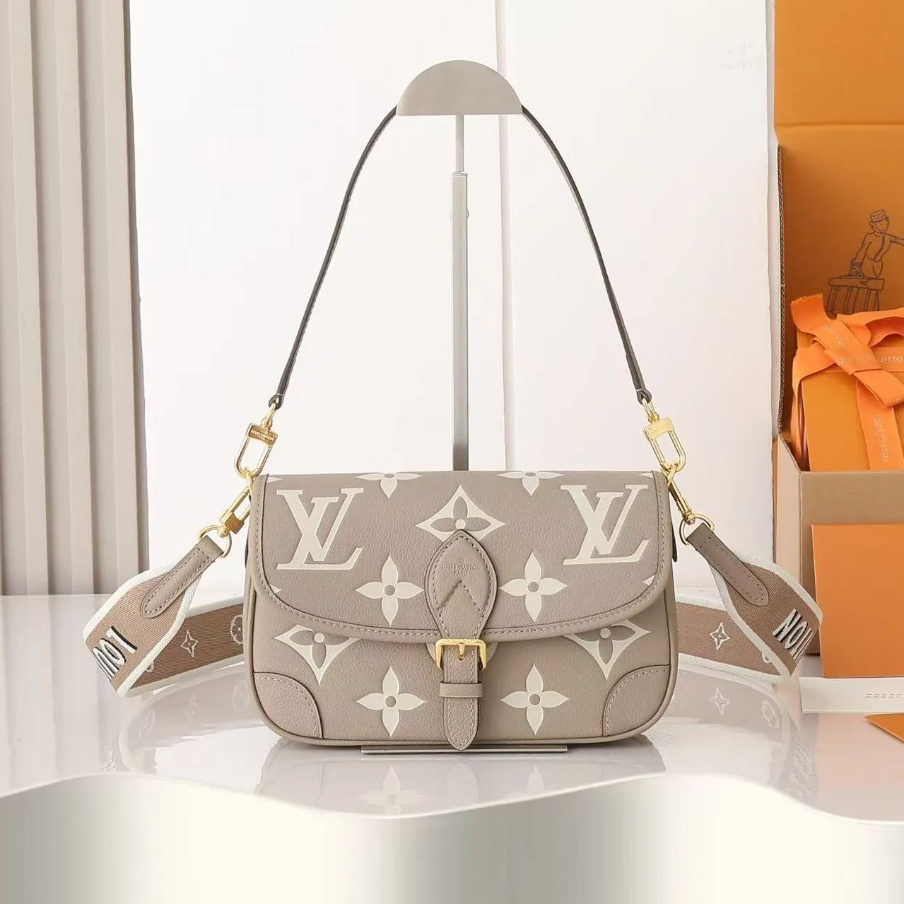 Louis Vuitton（ルイヴィトン）ナノディアヌ