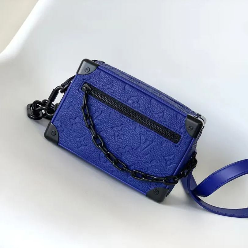 LOUIS VUITTON（ルイヴィトン）ミニソフトトランク