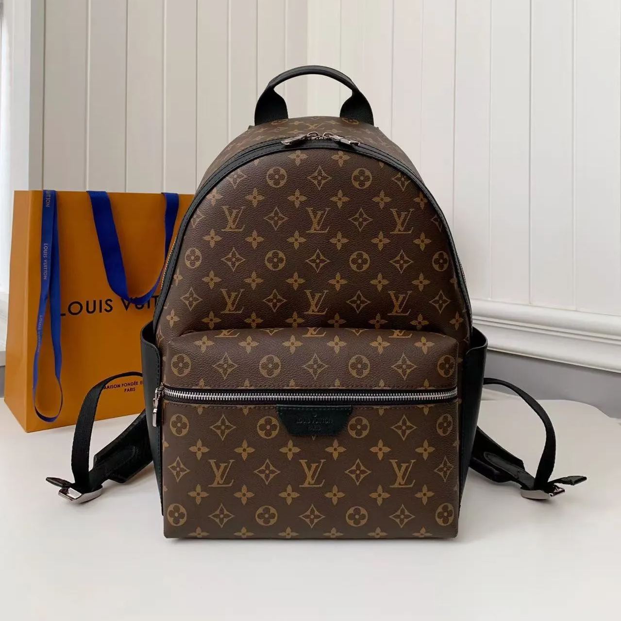 LOUIS VUITTON（ルイヴィトン）ディスカバリーバックパック PM