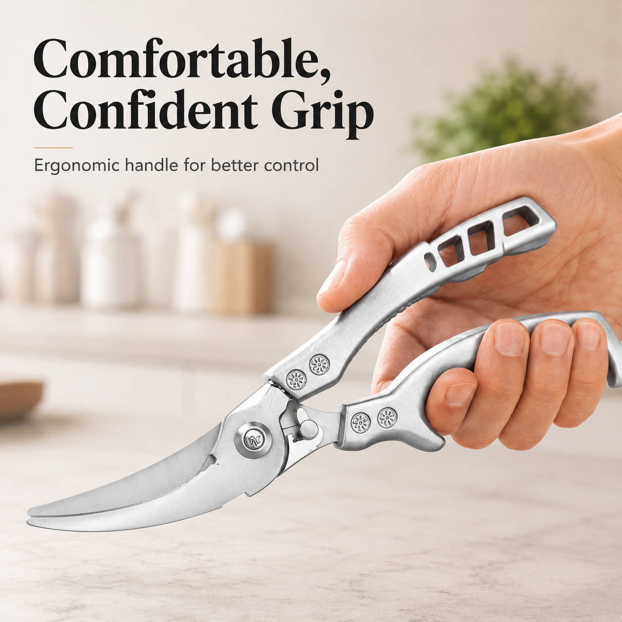 Sharp kitchen shear blade detail