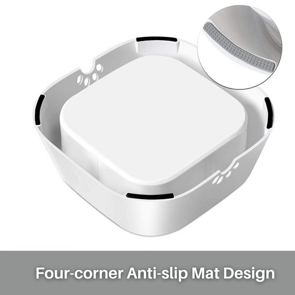 AquaGuard™ Spill Proof Water Bowl